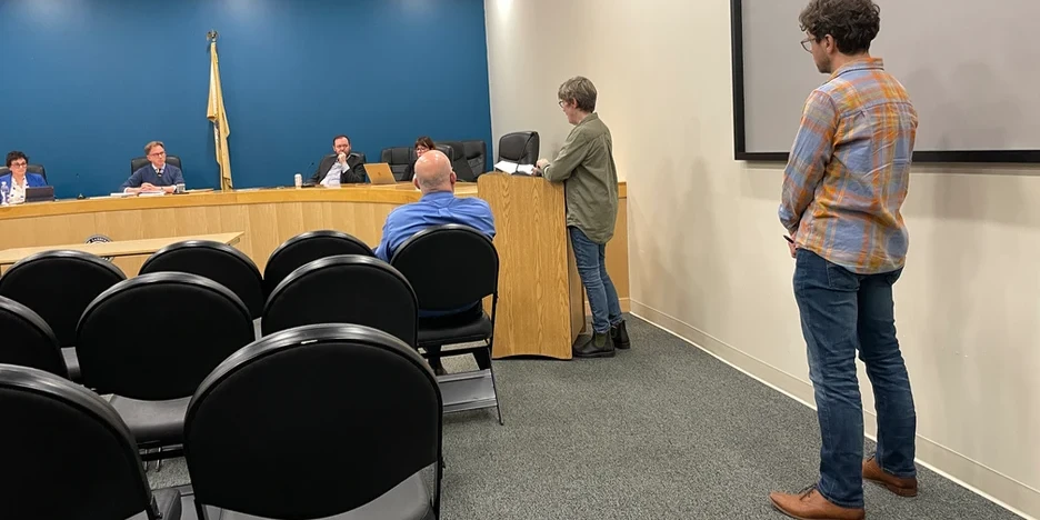 citizens talk with city council at the meeting