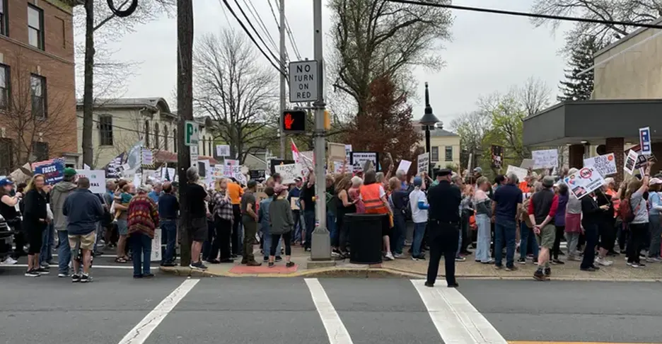 protesters line North Union Street in Lambertvillle